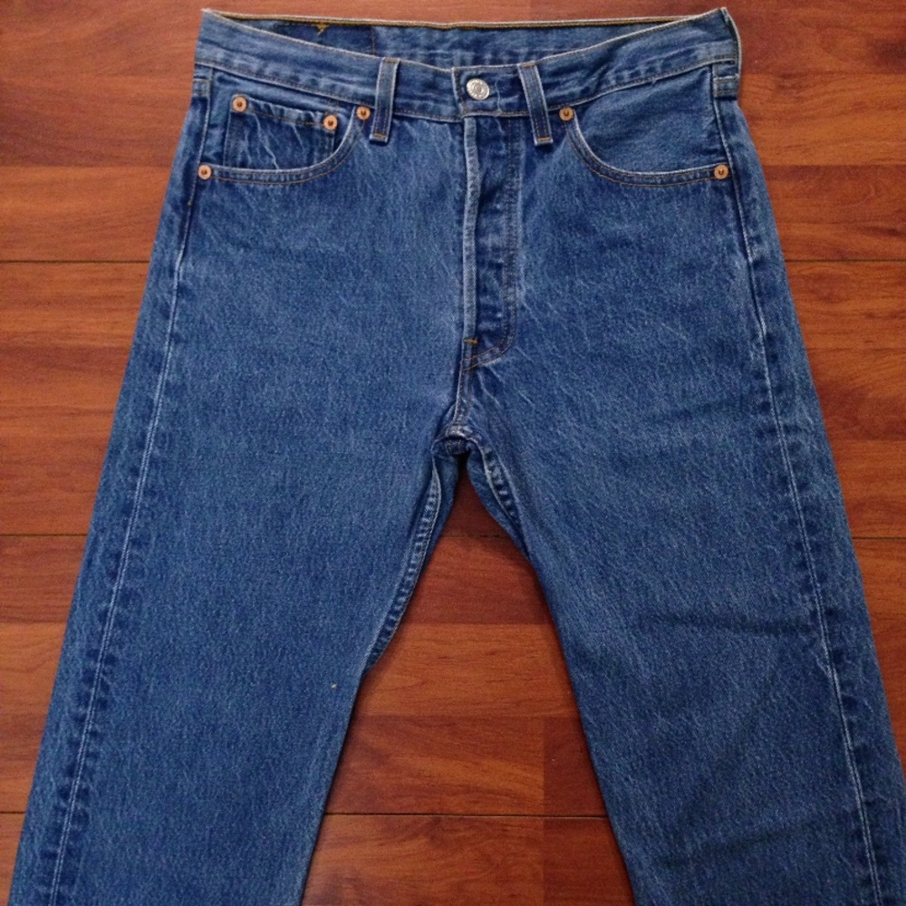 Best vintage 90's Levi's 501 jeans high waist 26 / 27 waisted straight leg Levi